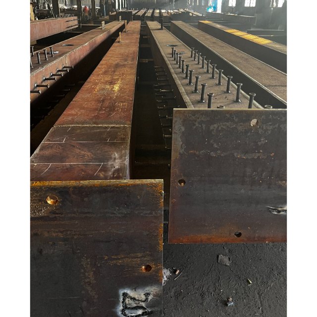 Prefabricated structural design mezzanine steel structure factory can process