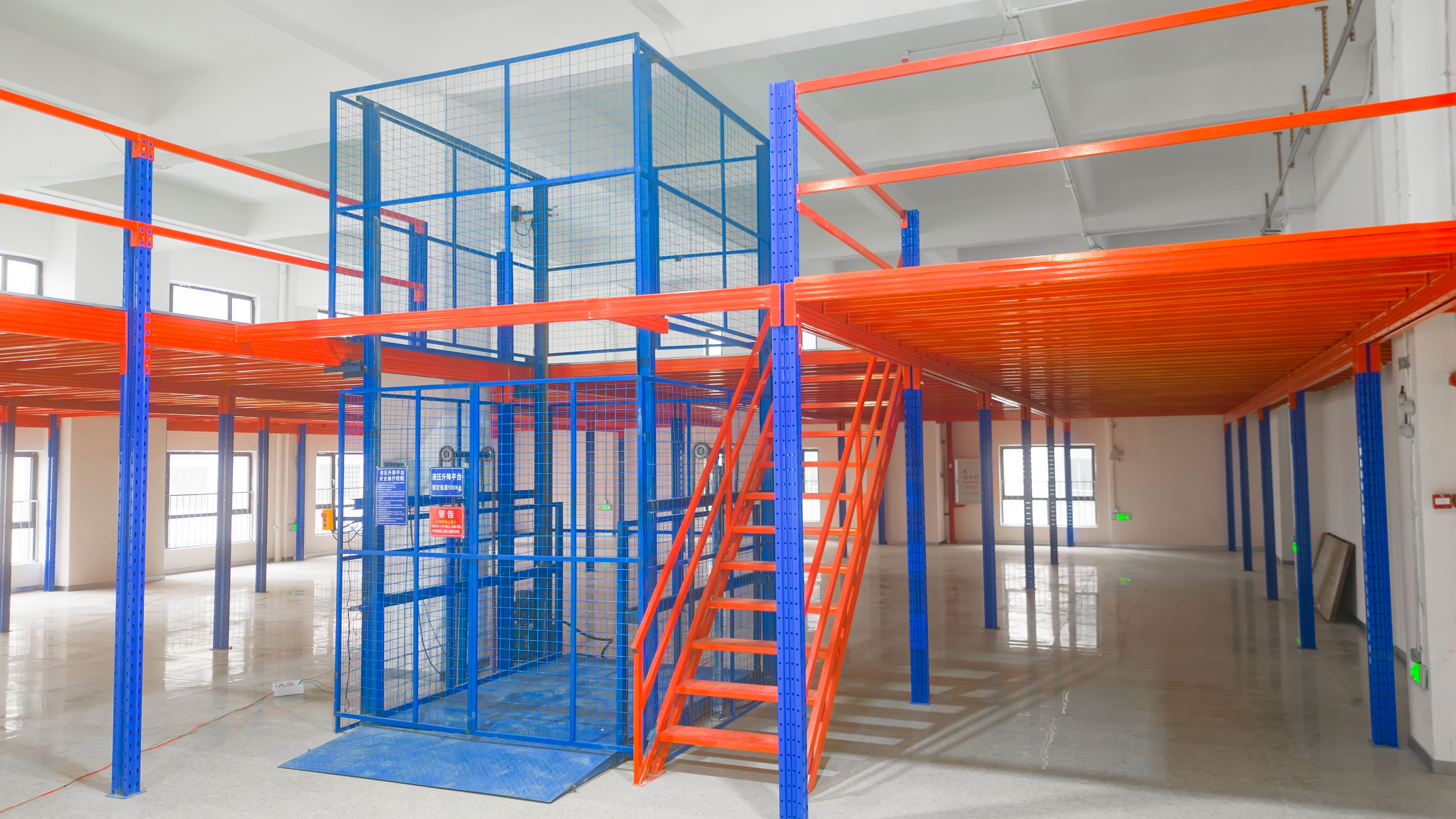 Warehouse Mezzanine Modular Racks Platform Structure Anti-Collision Features Steel Construction European-Style Warehouse