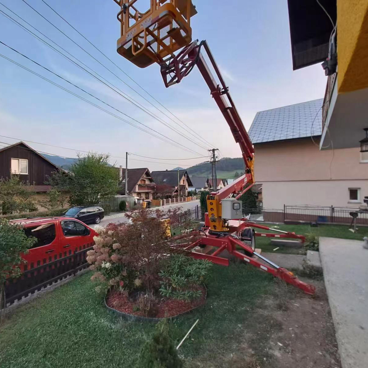 P-022 8-24m Towable Telescopic Arm Articulated Boom Lift Electric Or Diesel Hydraulic Cherry Picker Spider Boom Lift