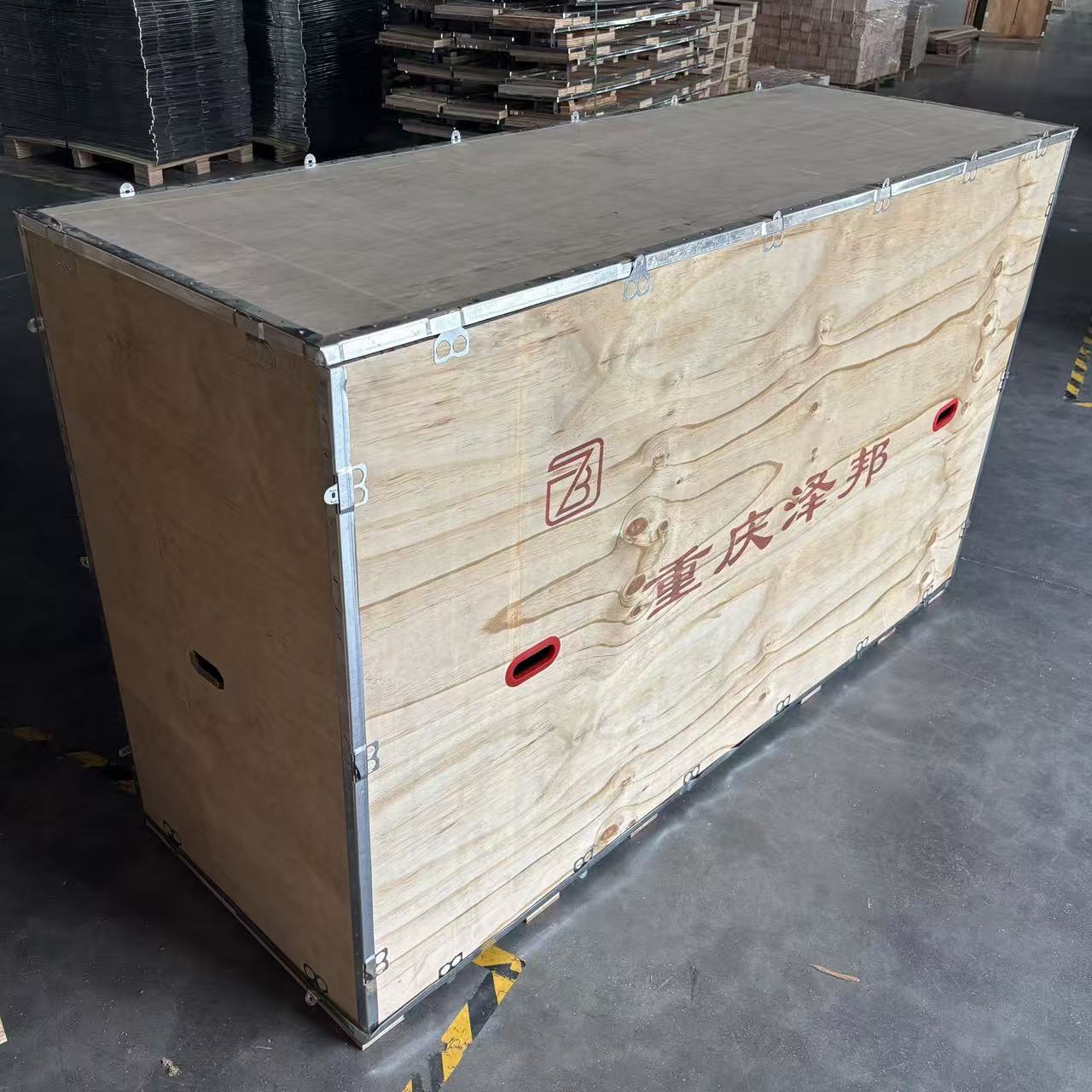 Factory Direct Sale Heavy Duty Foldable Reusable Steel Edge Solid Box Nailless Assembled Crate Safe Cargo Storage Custom Sizes
